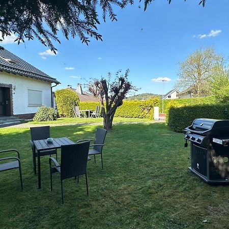 Fewo Hoheeifel, 1 Haus Mit 2 Apartments 5 Schlafzimmer In Kelberg Naehe Nuerburgring Luaran gambar